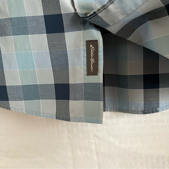 Eddie Bauer Classic Fit Long Sleeve Button Down Shirt Blue Plaid Size TL Vented - Picture 4 of 10